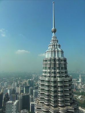Meter klcc height in Petronas Towers,